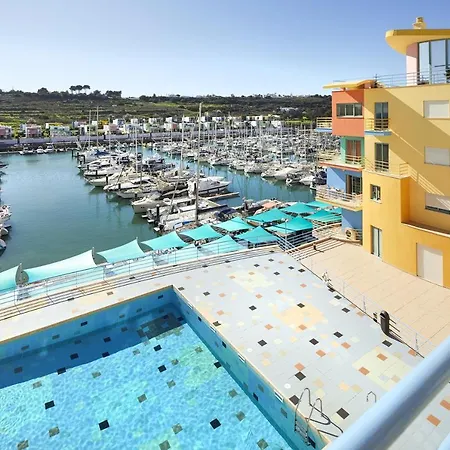 Casas Barulho Marina אלבופיירה