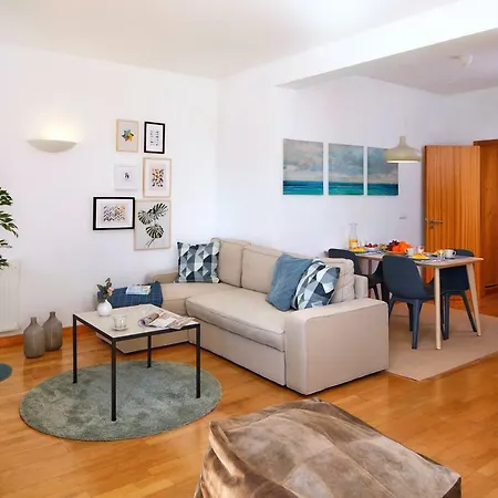 Casas Barulho Marina * Albufeira